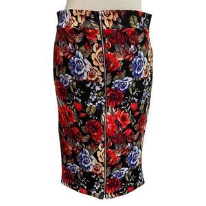 Brat Star Floral Bodycon Zipper Front Skirt Size M/L